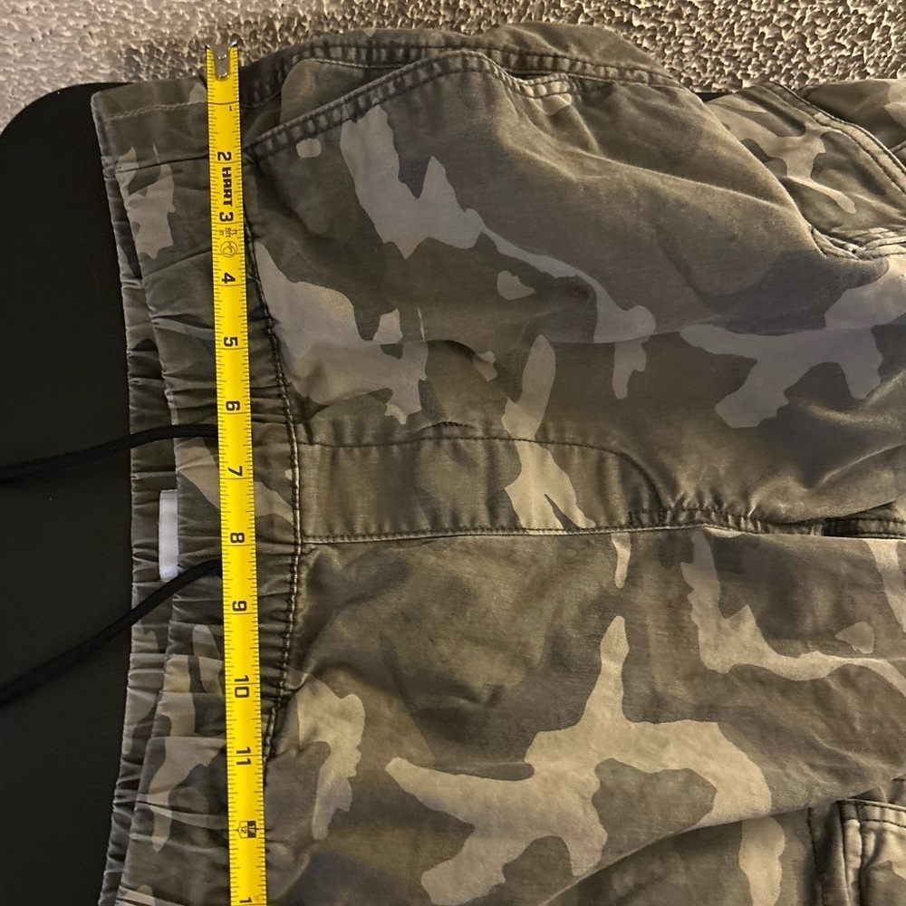 Old Navy Men's Green Camouflage Cargo Jogger Pants Size Small - Picture 9 of 11
